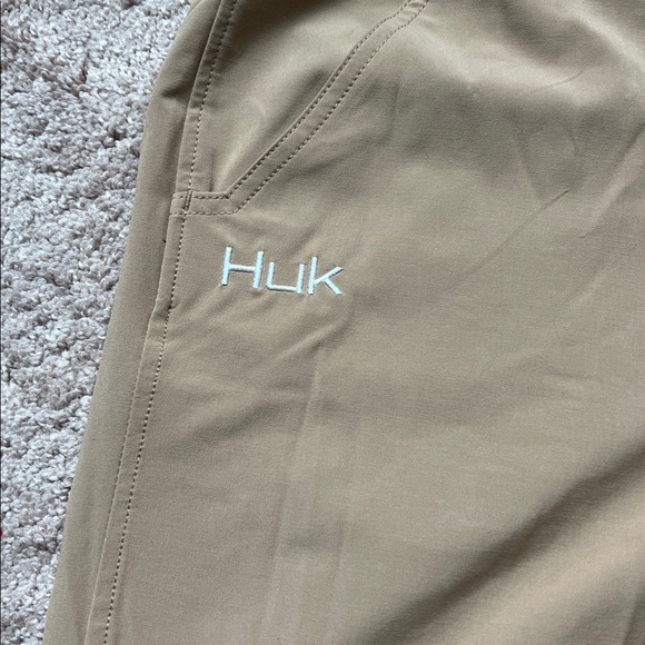 MWT Huk Men’s Fishing Shorts - Picture 3 of 12